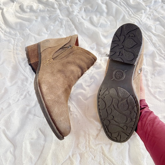 Born Malta II Taupe Distressed Booties Size 10 New - Picture 9 of 12